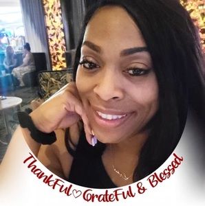 Meet your Posher, Lydia